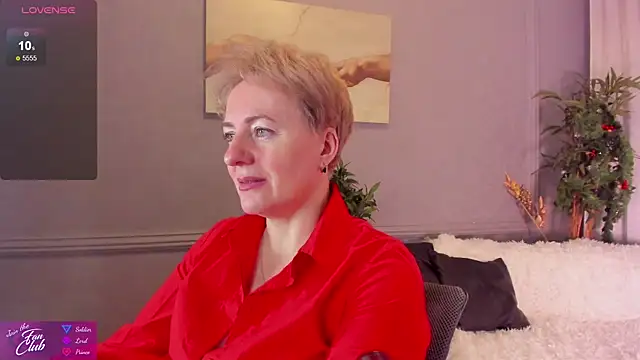 Nika Smit online show from 01-04-25, 05:27