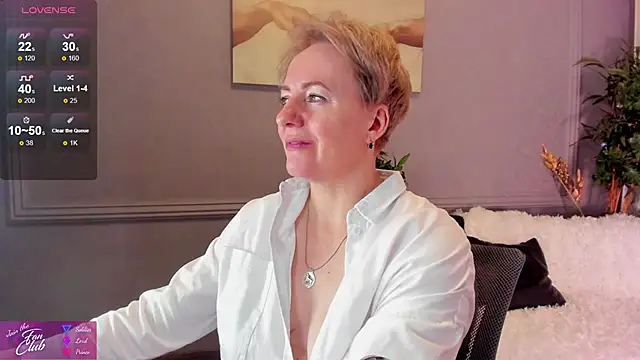 Nika Smit online show from 01-04-25, 08:28