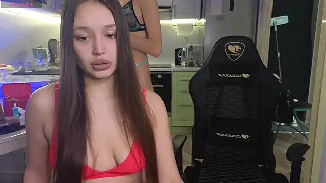 Snapshot of Megan_Kira chatting on 03-08-25, 05:17 Megan Kira online show from 03-08-25, 05:17