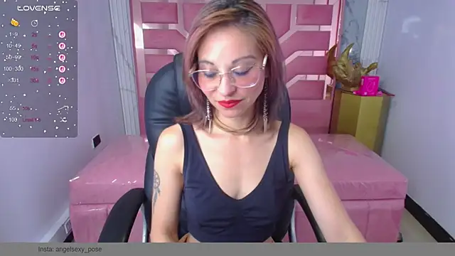 Snapshot of abril_ch_ chatting on 05-14-26, 12:34 abril ch online show from 05-14-26, 12:34