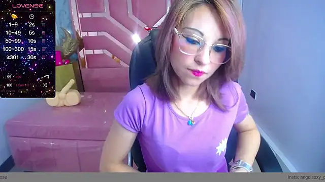 Snapshot of abril_ch_ chatting on 05-24-26, 12:43 abril ch online show from 05-24-26, 12:43