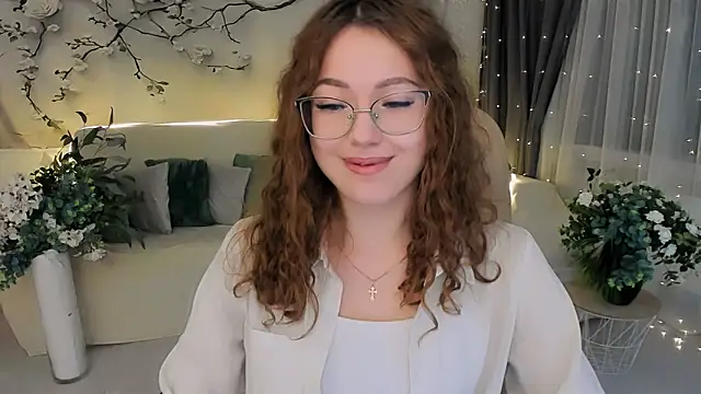 SereneFlame online show from 11-28-25, 04:09