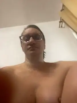 gloria7v05 online show from 04-27-26, 01:09