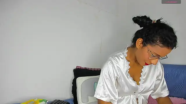 Snapshot of Nenita_Hot_ chatting on 03-20-25, 10:40 Nenita Hot online show from 03-20-25, 10:40