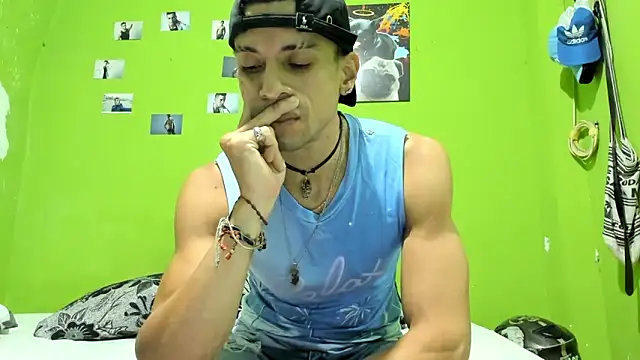 MikeRose94 online show from 06-08-26, 05:02