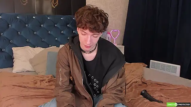 TrevorBenson online show from 09-13-25, 06:18