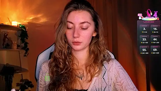 lady curls online show from 04-22-26, 10:33