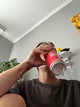 AmiLavs online show from 11-05-25, 10:37