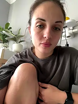 AmiLavs online show from 11-22-25, 10:58