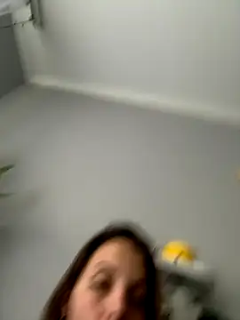 AmiLavs online show from 11-30-25, 11:47