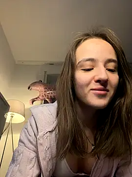 EmilyWi  online show from 12-17-25, 10:05