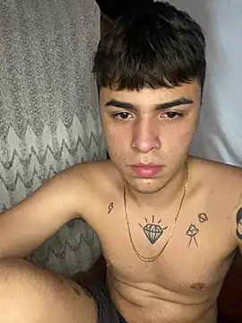 Snapshot of corey_tylerr chatting on 01-27-25, 09:33 corey tylerr online show from 01-27-25, 09:33