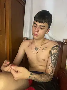 Snapshot of corey_tylerr chatting on 01-29-25, 08:25 corey tylerr online show from 01-29-25, 08:25