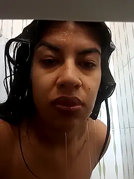 Snapshot of Anamaria-24 chatting on 05-03-26, 02:45 Anamaria-24 online show from 05-03-26, 02:45