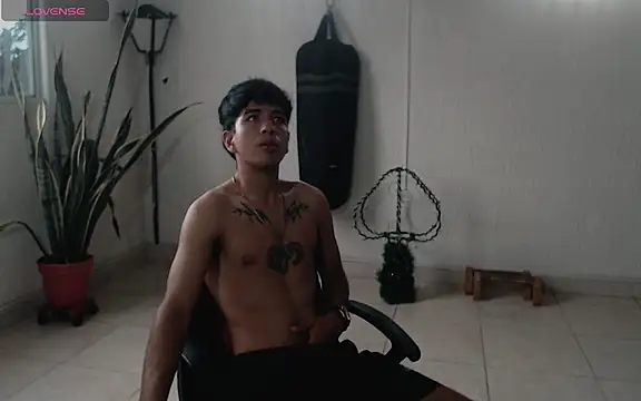 NicksonRoyce online show from 10-10-25, 09:14