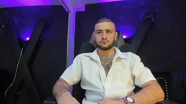 MaximusDick1  online show from 09-13-25, 05:07