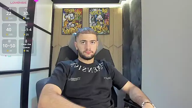 MaximusDick1  online show from 02-14-26, 12:24