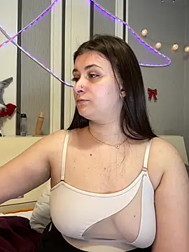 Jadelli online show from 02-25-25, 06:42