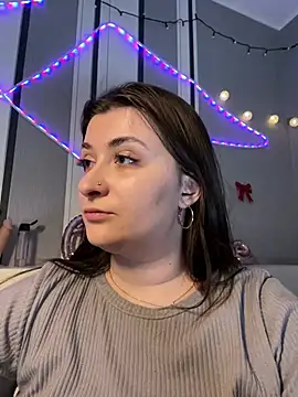 Jadelli online show from 02-25-25, 09:46