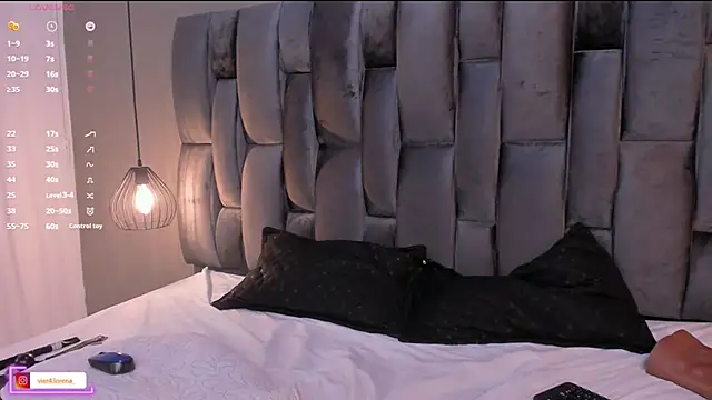 Lorena Vieira  online show from 02-23-25, 10:53