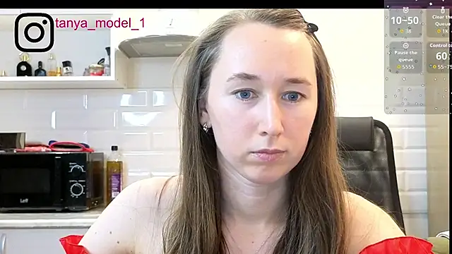 --Model--2 online show from 10-26-25, 10:47
