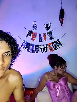 Snapshot of CasalAkira chatting on 10-24-25, 01:35 CasalAkira online show from 10-24-25, 01:35