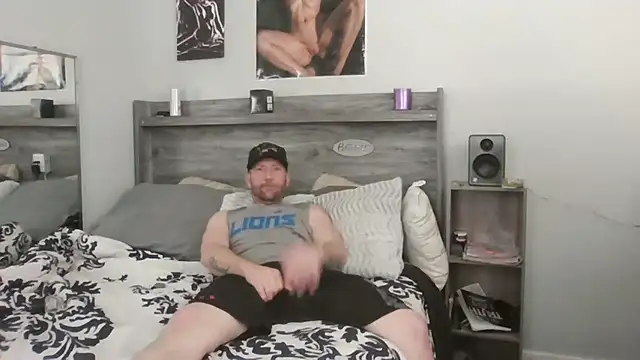 Snapshot of Edward_LongCock chatting on 12-22-24, 03:11 Edward LongCock online show from 12-22-24, 03:11