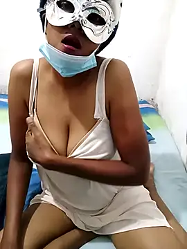 Snapshot of Amaaya_Baby chatting on 03-03-25, 02:04 Amaaya Baby online show from 03-03-25, 02:04