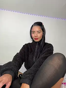 Snapshot of _Luana chatting on 01-15-25, 09:13 Luana online show from 01-15-25, 09:13