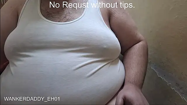 Snapshot of WANKERDADDY_EH01 chatting on 12-05-24, 10:33 WANKERDADDY EH01 online show from 12-05-24, 10:33