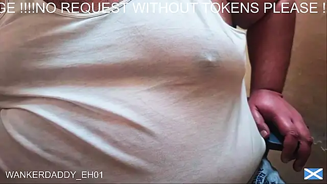 Snapshot of WANKERDADDY_EH01 chatting on 02-25-25, 05:58 WANKERDADDY EH01 online show from 02-25-25, 05:58