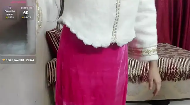 Snapshot of Reika_01 chatting on 02-13-25, 01:59 Reika 01 online show from 02-13-25, 01:59