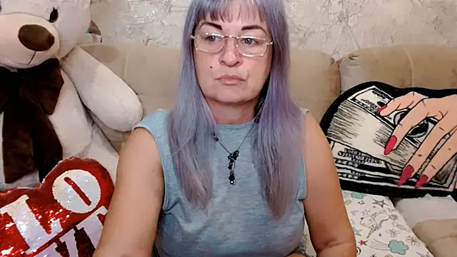 Snapshot of SiberiabBerry chatting on 11-26-25, 01:17 SiberiabBerry online show from 11-26-25, 01:17