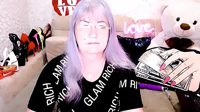 SiberiabBerry online show from 04-28-26, 05:56