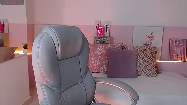 violeta leon online show from 03-22-25, 01:22