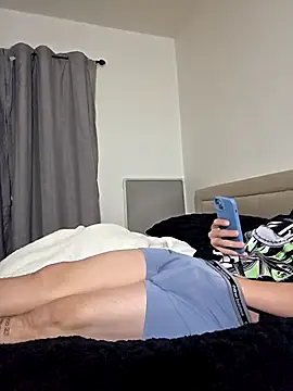 monitobuenchorro online show from 02-02-26, 01:48