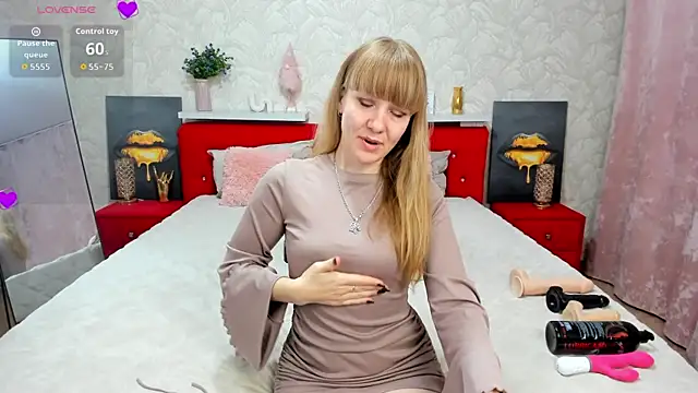 Snapshot of KattyPeachX chatting on 10-23-25, 02:00 KattyPeachX online show from 10-23-25, 02:00