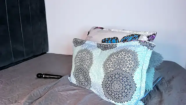 Susi 30 online show from 10-23-25, 03:50