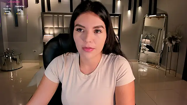 ValeriaRoldanX online show from 11-19-25, 03:17