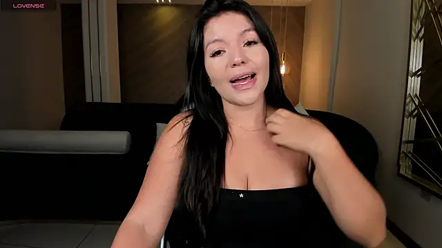 ValeriaRoldanX online show from 04-10-26, 11:04