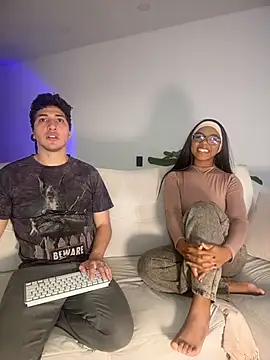 tiana nave online show from 05-15-26, 06:04