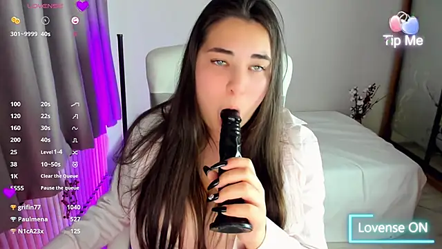 Lillianhot68 online show from 01-27-25, 10:49