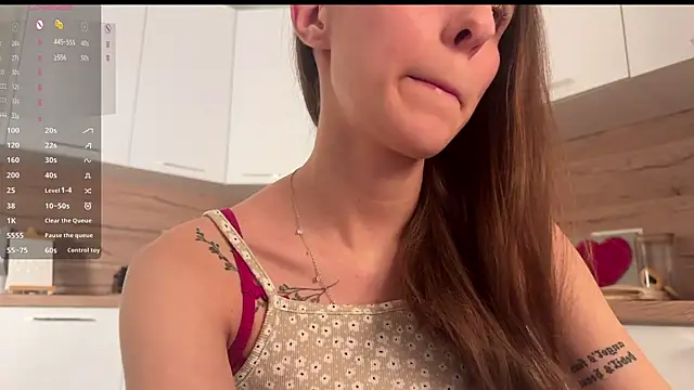 HellPeach online show from 12-22-25, 04:26