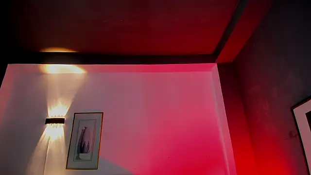 Snapshot of Travistanner_28 chatting on 12-14-25, 04:34 Travistanner 28 online show from 12-14-25, 04:34