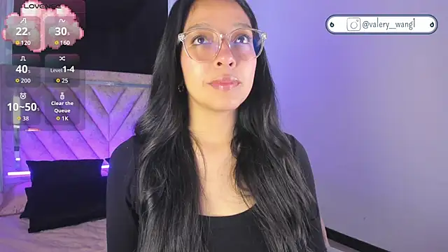 Valery wang online show from 11-11-25, 11:54