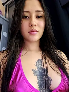 Snapshot of Selena_blake chatting on 10-23-25, 11:03 Selena blake online show from 10-23-25, 11:03