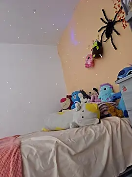 Snapshot of Selena_blake chatting on 10-28-25, 11:29 Selena blake online show from 10-28-25, 11:29