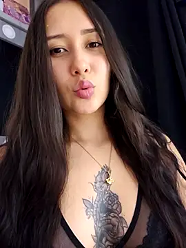 Snapshot of Selena_blake chatting on 11-21-25, 12:32 Selena blake online show from 11-21-25, 12:32