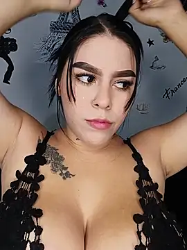 BigTits Kitty online show from 06-24-26, 11:42