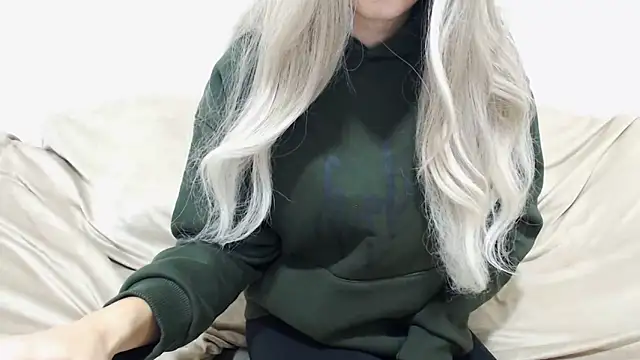 Snapshot of _kitty_Rose_ chatting on 12-03-25, 04:09 kitty Rose online show from 12-03-25, 04:09